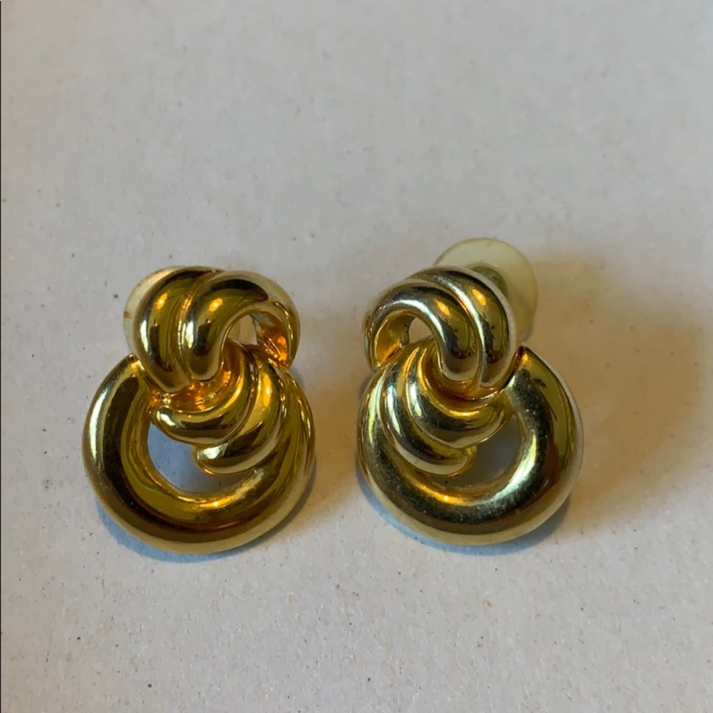Gold earrings